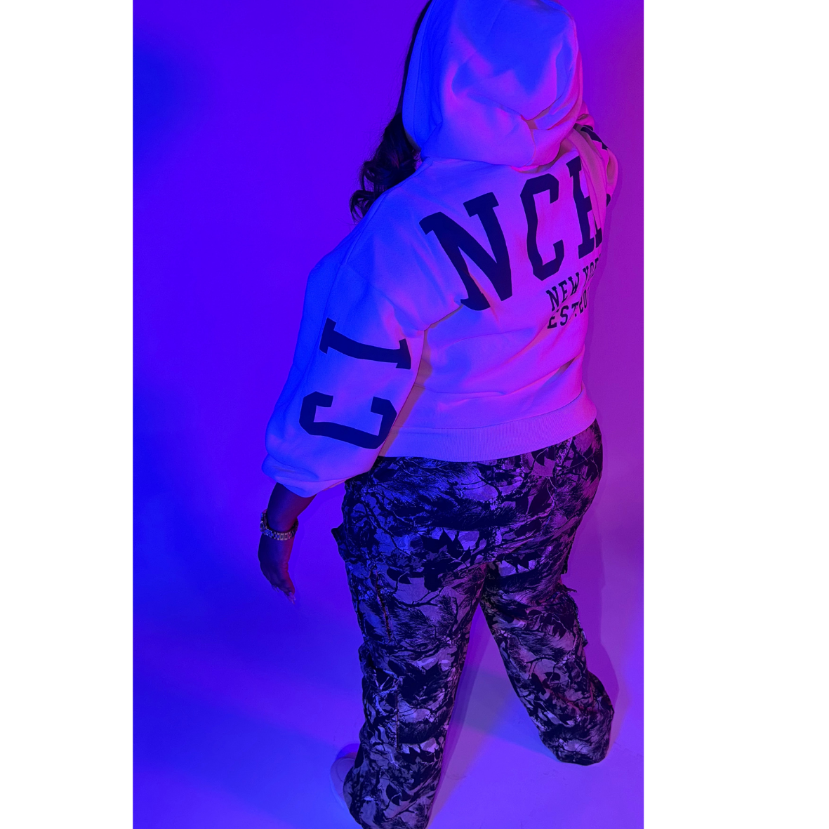CINCHED Hoodie Cream
